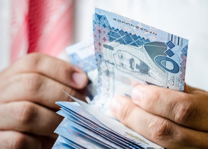 الضرائب والزكاة والجمارك