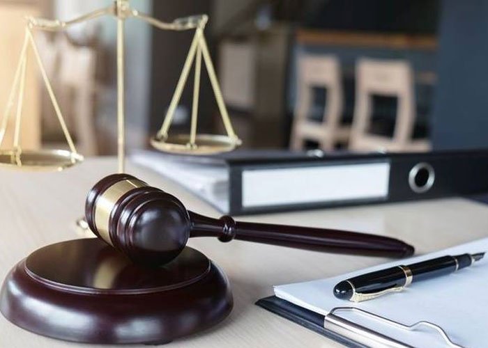 صياغة العقود والاتفاقيات التجارية